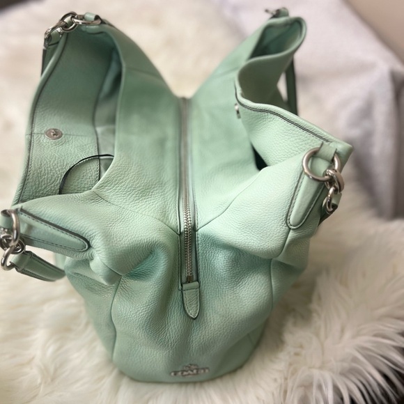 Coach Mint Green #F35723 Leather Shoulder Bag - Picture 4 of 14
